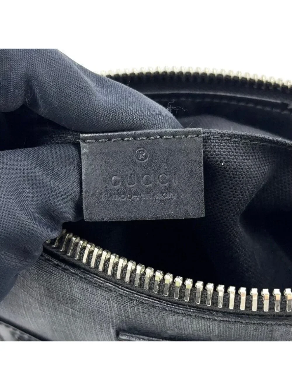 Gucci GG Supreme Small Messenger Bag Leather Navy Black Red Silver